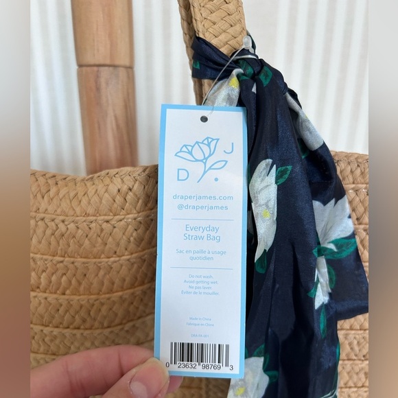 Draper James Straw Tote Purse with Floral Print Scarf NWT - Picture 4 of 8